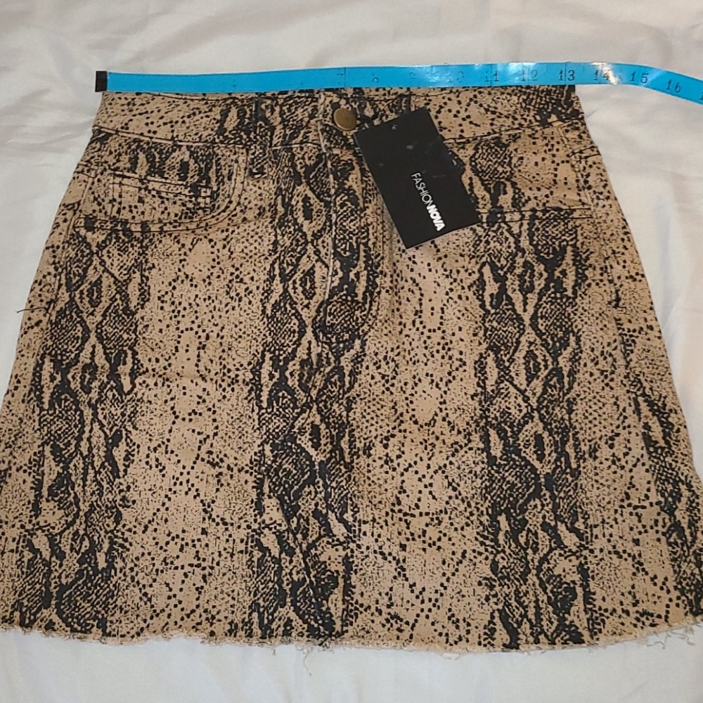 Fashionova Dangerous Diva Snakeskin Denim Skirt - Picture 4 of 4